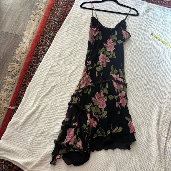 Betsy Johnson Vintage 100% silk rose printed slip dress siz 8 asymmetrical hem - Picture 10 of 10
